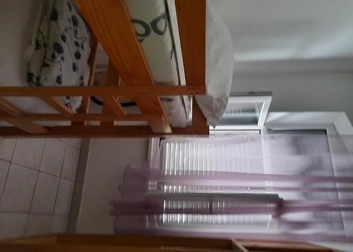 Viribus Διαμέρισμα Πούλα