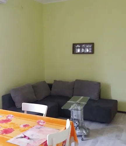 Διαμέρισμα Viribus *